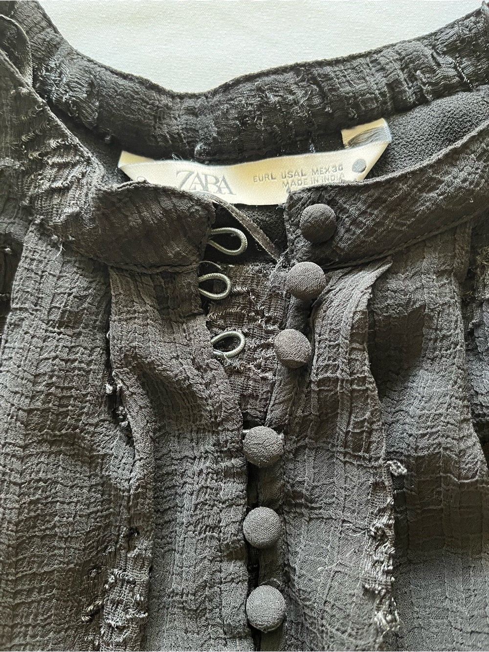 Zara Black Textured blouse USA LARGE MEX 30 - Picture 3 of 3